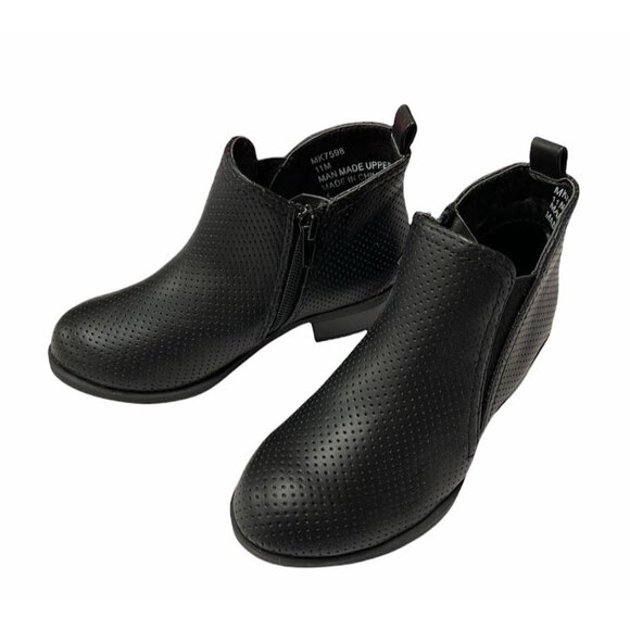 Sugar Girl's Black Perforated Ankle Boots With Side Zipper Size 11 - Picture 1 of 3